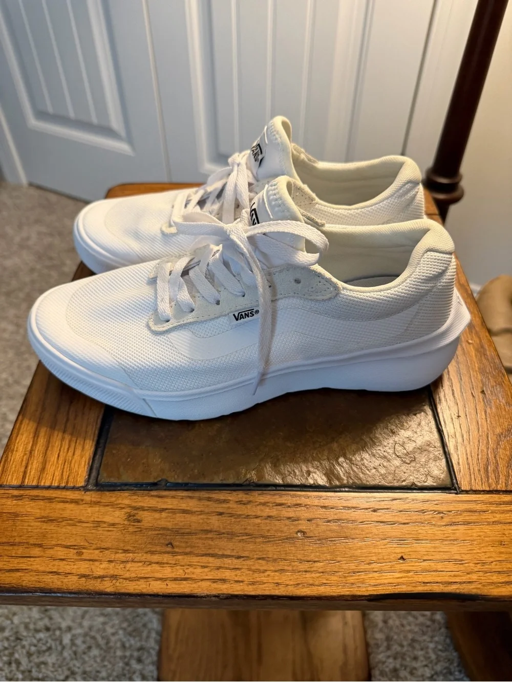 Vans Women’s Range BRZ Sneakers - Sz 8 EUC